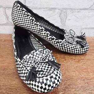 Tory Burch Woven Checkered Leather Tassel Flats Black White 6.5M